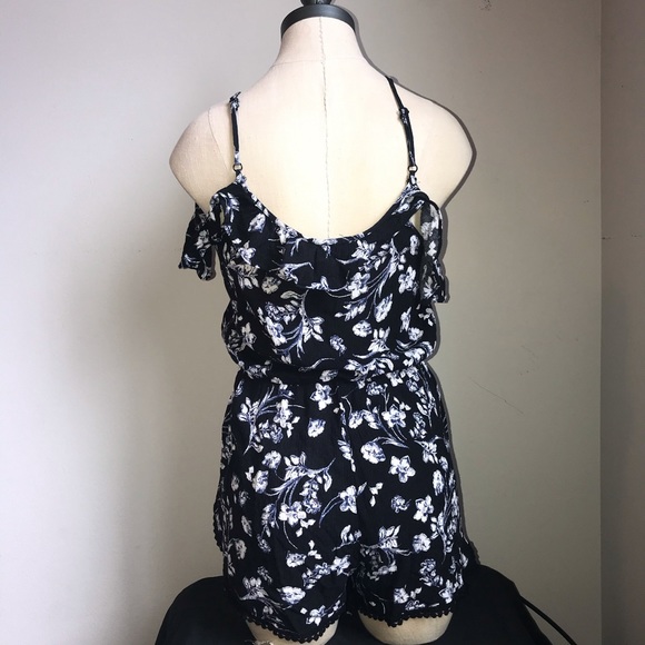 Ambiance romper - Picture 2 of 5